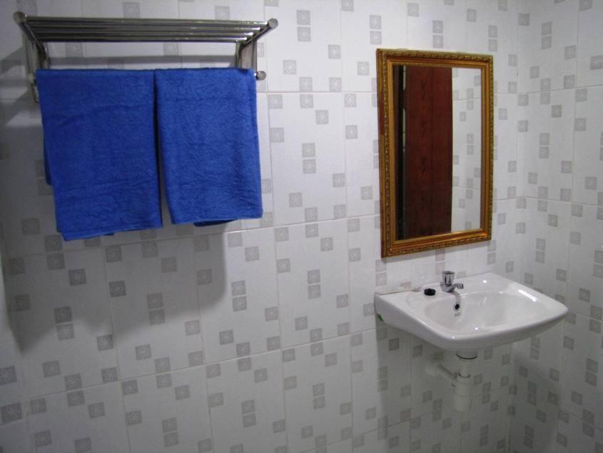 Hotel Mitra Garden Pangkal Pinang Room photo
