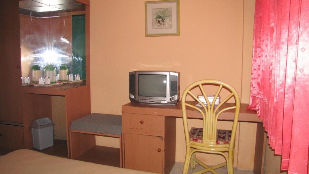 Hotel Mitra Garden Pangkal Pinang Room photo