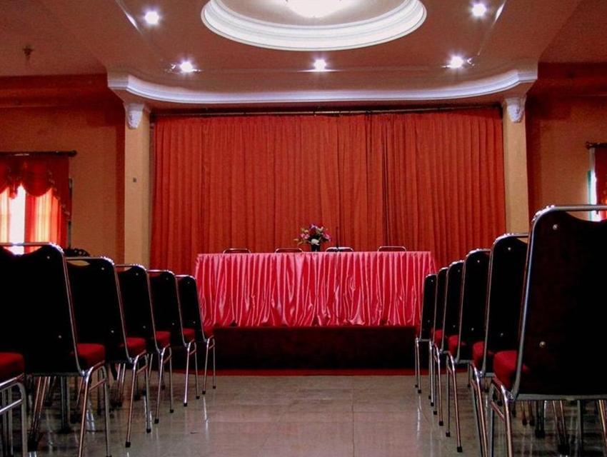 Hotel Mitra Garden Pangkal Pinang Exterior photo